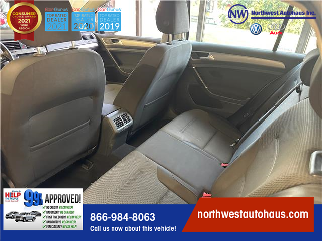 2015 Volkswagen Golf 1.8 TSI Comfortline in North York - Image 10 of 25