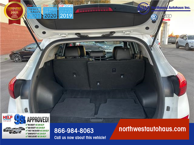 2020 Hyundai Tucson Preferred w/Sun & Leather Package (Stk: 5176) in North York - Image 7 of 30