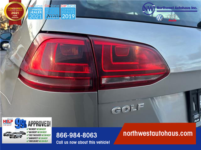 2016 Volkswagen Golf Sportwagon 1.8 TSI Highline (Stk: 3348) in North York - Image 8 of 30