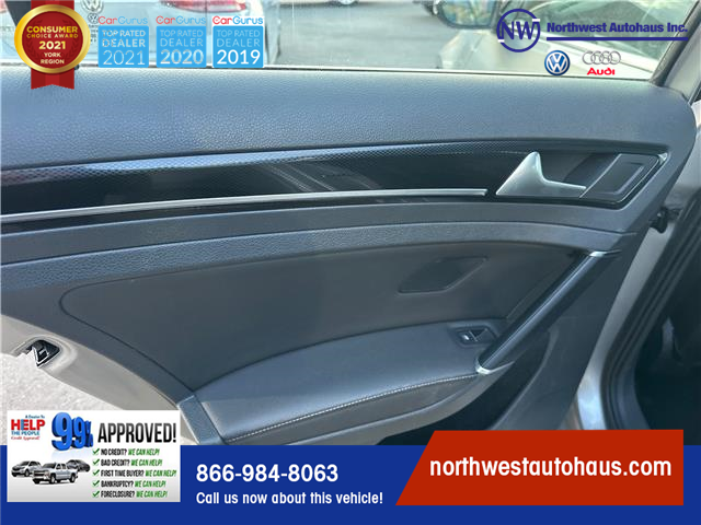 2016 Volkswagen Golf Sportwagon 1.8 TSI Highline (Stk: 3348) in North York - Image 15 of 30