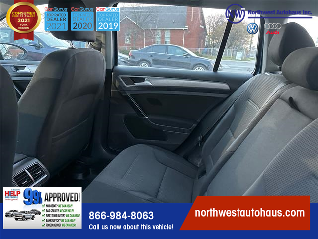 2017 Volkswagen Golf SportWagen 1.8 TSI Comfortline in North York - Image 13 of 28