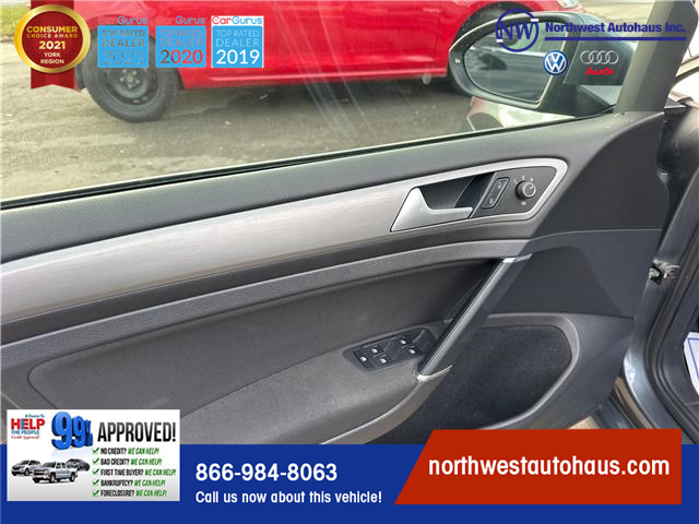 2016 Volkswagen Golf 1.8 TSI Comfortline (Stk: 5) in North York - Image 12 of 27