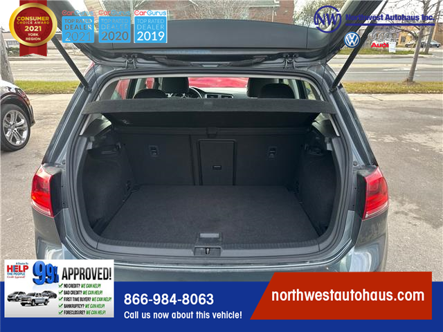 2016 Volkswagen Golf 1.8 TSI Comfortline (Stk: 5) in North York - Image 14 of 27