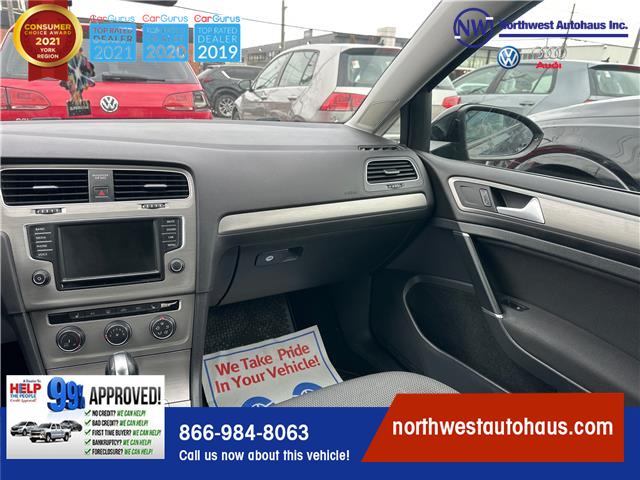 2016 Volkswagen Golf 1.8 TSI Comfortline (Stk: 3890) in North York - Image 14 of 29