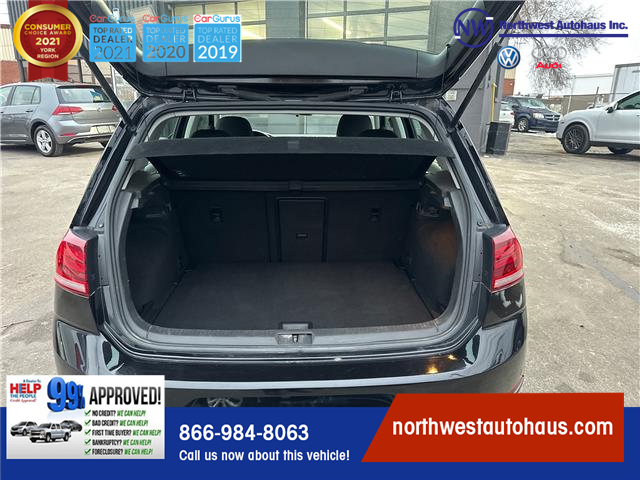 2018 Volkswagen Golf 1.8 TSI Comfortline (Stk: 2213) in North York - Image 8 of 30
