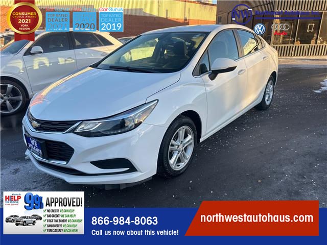 2017 Chevrolet Cruze LT Auto (Stk: 8284) in North York - Image 1 of 27