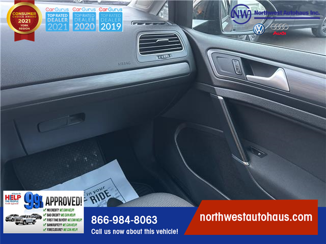 2018 Volkswagen Golf 1.8 TSI Comfortline in North York - Image 17 of 28