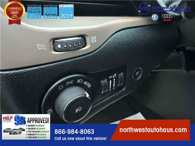 2016 Jeep Cherokee Limited (Stk: 9805) in North York - Image 13 of 31