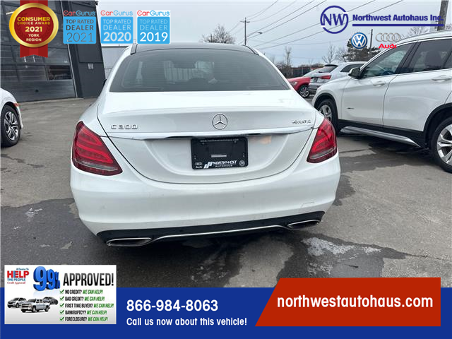 2016 Mercedes-Benz C-Class Base in North York - Image 5 of 32