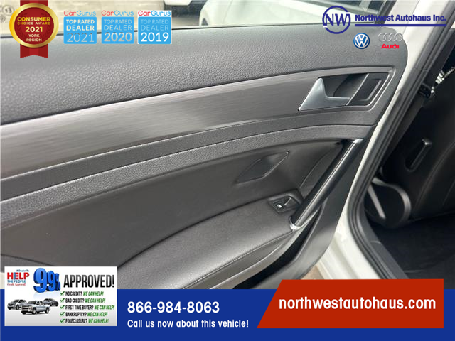 2018 Volkswagen Golf SportWagen 1.8 TSI Highline (Stk: 8714) in North York - Image 13 of 30