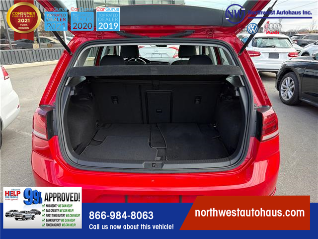 2018 Volkswagen Golf 1.8 TSI Comfortline (Stk: 6399) in North York - Image 10 of 27