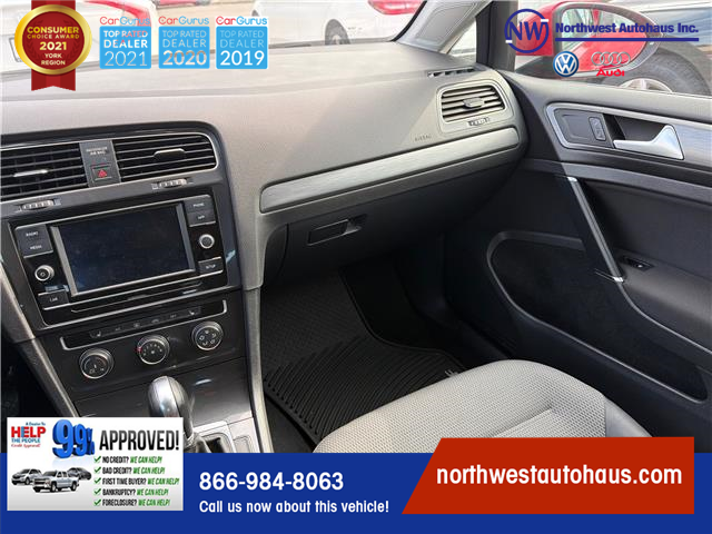 2018 Volkswagen Golf 1.8 TSI Comfortline (Stk: 6399) in North York - Image 18 of 27