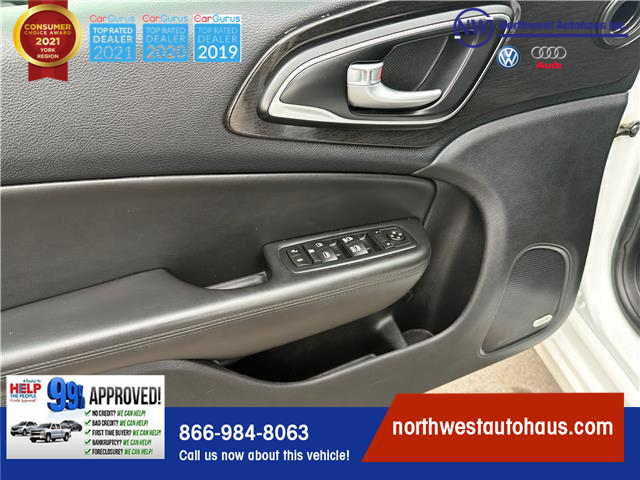 2016 Chrysler 200 C (Stk: 7442) in North York - Image 9 of 25