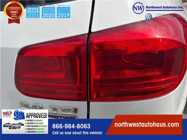 2016 Volkswagen Tiguan Special Edition in North York - Image 9 of 23