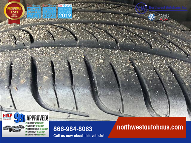 2016 Volkswagen Tiguan Special Edition in North York - Image 11 of 23