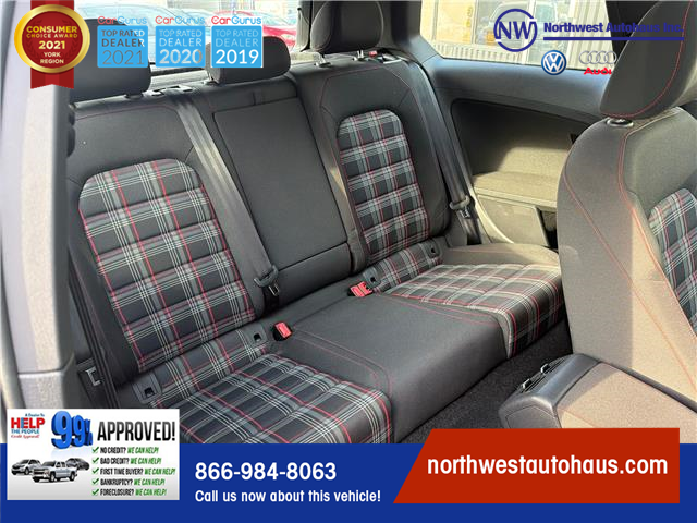 2015 Volkswagen Golf GTI 3-Door (Stk: 2926) in North York - Image 17 of 28
