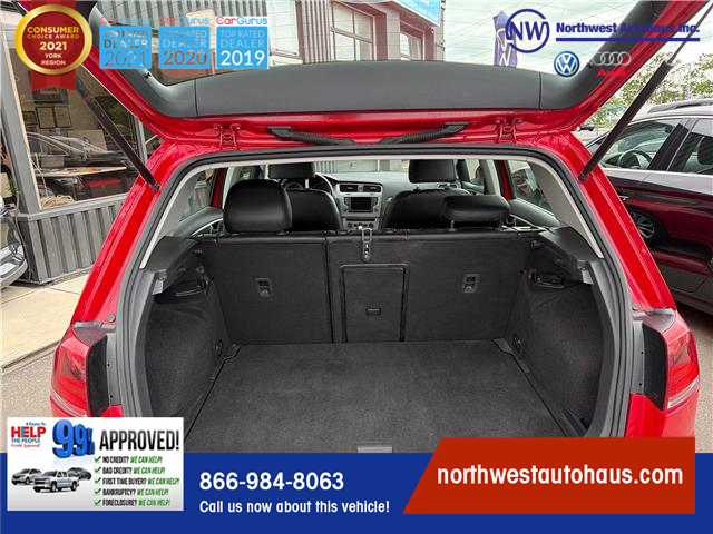 2016 Volkswagen Golf 1.8 TSI Comfortline (Stk: 8537) in North York - Image 8 of 26