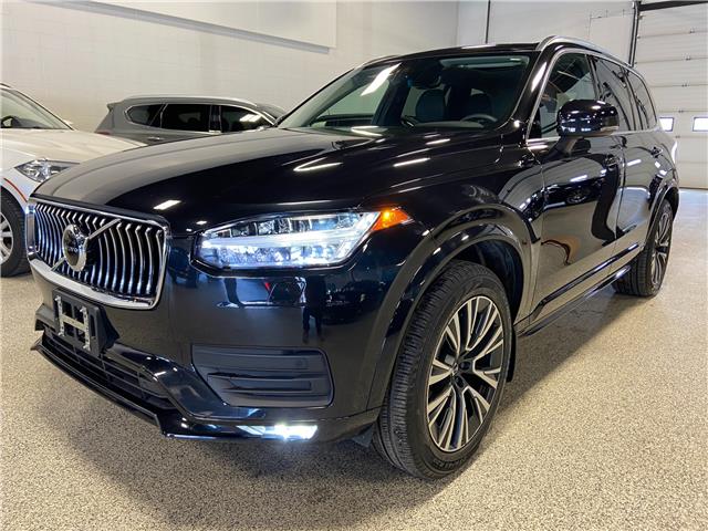 2021 Volvo XC90 T6 Momentum 7 Passenger (Stk: P13177) in Calgary - Image 1 of 25