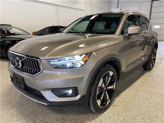 2022 Volvo XC40 T5 Inscription (Stk: P13127) in Calgary - Image 1 of 23