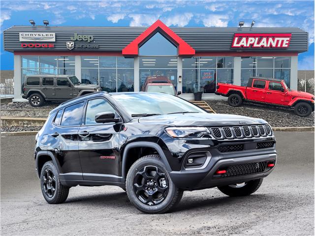 2023 Jeep Compass Trailhawk (Stk: 23074) in Embrun - Image 1 of 24