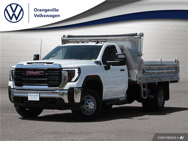 2024 GMC Sierra 3500HD Chassis Pro (Stk: B12526) in Orangeville - Image 1 of 32