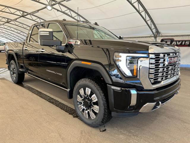 2024 GMC Sierra 2500HD Denali (Stk: 207795) in AIRDRIE - Image 1 of 36
