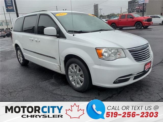 2015 Chrysler Town & Country Touring (Stk: 230324A) in Windsor - Image 1 of 19