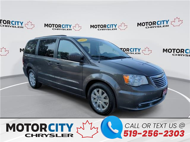 2015 Chrysler Town & Country Touring (Stk: 240431A) in Windsor - Image 1 of 20