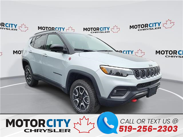 2025 Jeep Compass Trailhawk (Stk: 250241) in Windsor - Image 1 of 24