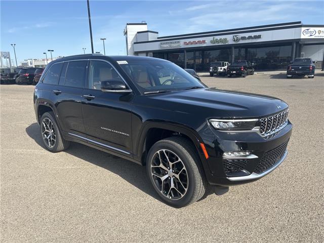 2023 Jeep Grand Cherokee Summit (Stk: 5P159) in Medicine Hat - Image 1 of 18