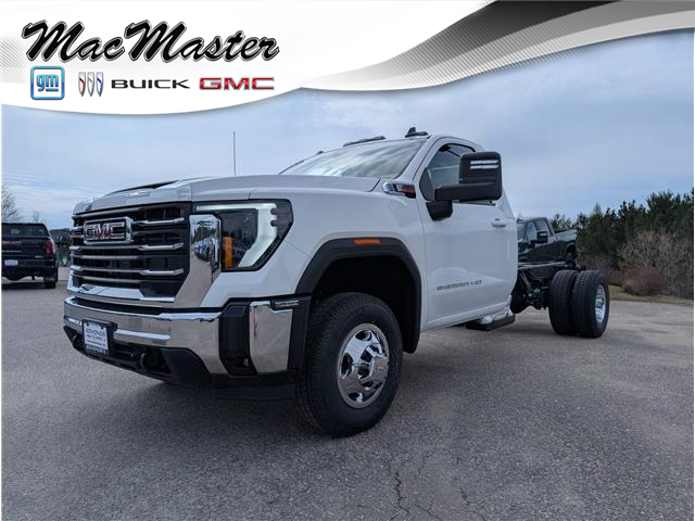 2024 GMC Sierra 3500HD Chassis Pro (Stk: 24336) in Huntsville - Image 1 of 6