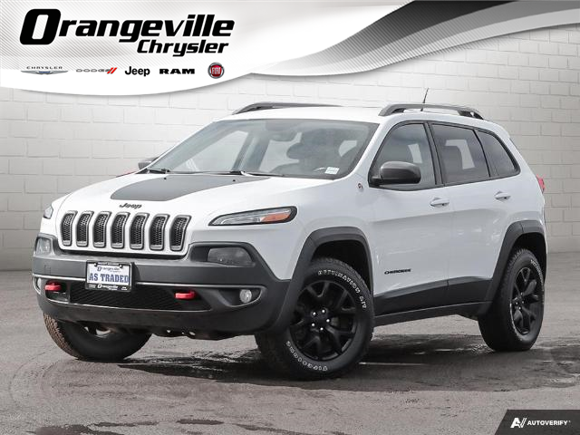 2015 Jeep Cherokee Trailhawk (Stk: U675767-OC) in Orangeville - Image 1 of 29