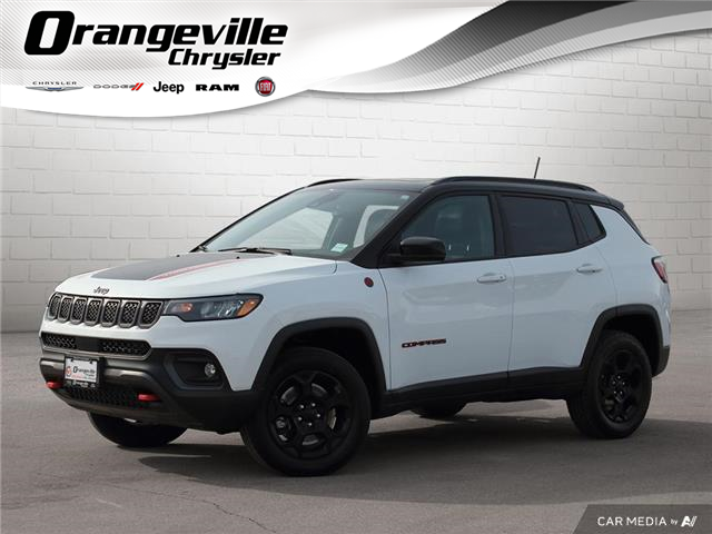 2023 Jeep Compass Trailhawk (Stk: 04327-OC) in Orangeville - Image 1 of 29