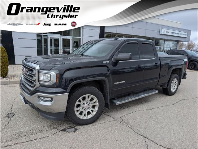 2017 GMC Sierra 1500 SLE (Stk: 25414A) in Orangeville - Image 1 of 21