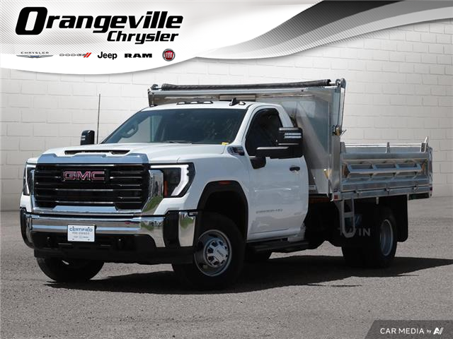 2024 GMC Sierra 3500HD Chassis Pro (Stk: B12526) in Orangeville - Image 1 of 32