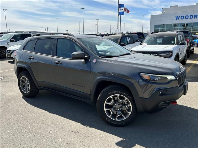 2021 Jeep Cherokee Trailhawk (Stk: 18426) in Calgary - Image 1 of 21