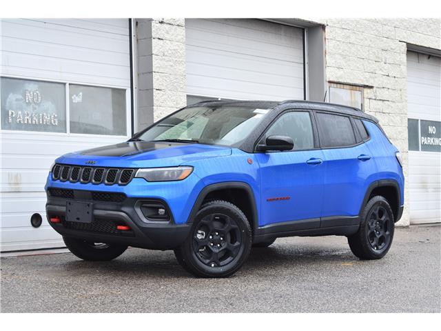 2023 Jeep Compass Trailhawk (Stk: 107393) in London - Image 1 of 24
