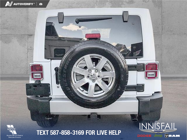 2017 Jeep Wrangler Unlimited Sahara (Stk: P1523) in Canmore - Image 5 of 24