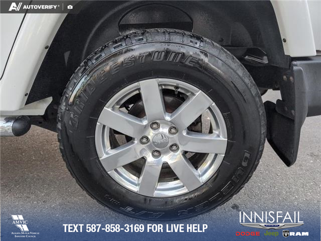 2017 Jeep Wrangler Unlimited Sahara (Stk: P1523) in Canmore - Image 6 of 24