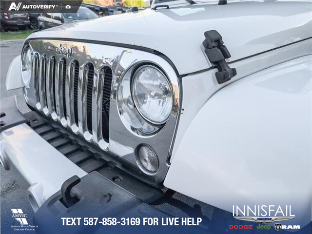 2017 Jeep Wrangler Unlimited Sahara (Stk: P1523) in Canmore - Image 8 of 24