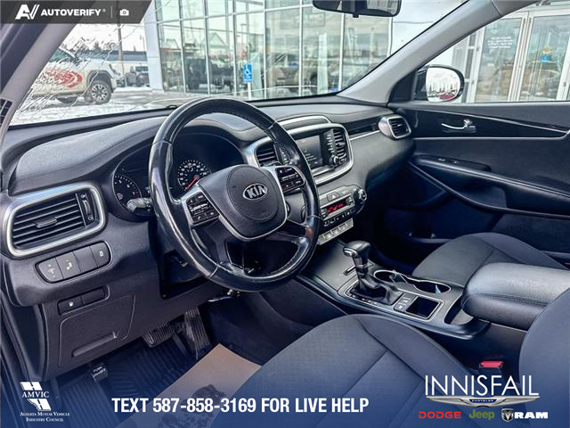 2020 Kia Sorento 3.3L LX+ (Stk: P6807) in Olds - Image 13 of 25 2020 Kia Sorento 3.3L LX+ (Stk: P6807) in Olds - Image 13 of 25