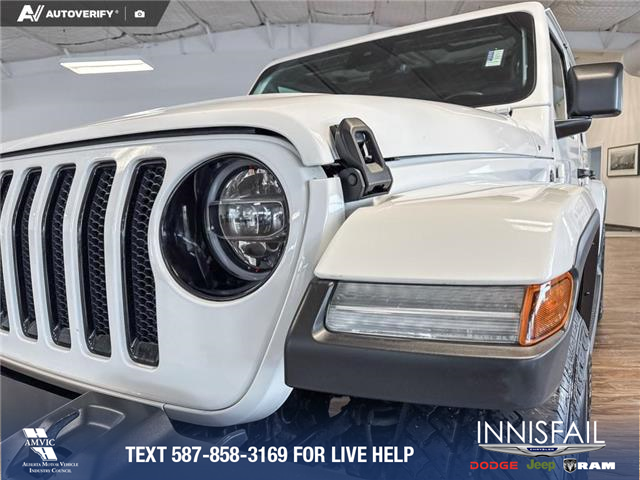 2021 Jeep Wrangler Unlimited Sahara (Stk: P14660) in Airdrie - Image 8 of 25