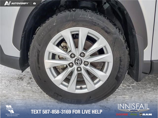 2023 Toyota Corolla Cross LE (Stk: U37896) in Red Deer - Image 6 of 23
