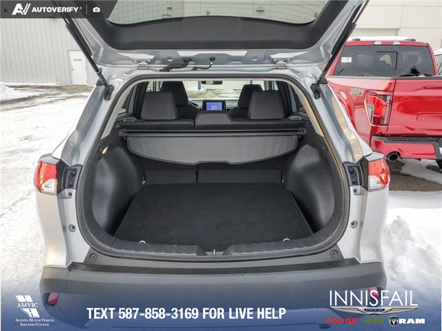 2023 Toyota Corolla Cross LE (Stk: U37896) in Red Deer - Image 11 of 23