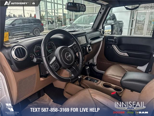 2017 Jeep Wrangler Unlimited Sahara (Stk: P6861) in Olds - Image 11 of 23 2017 Jeep Wrangler Unlimited Sahara (Stk: P6861) in Olds - Image 11 of 23