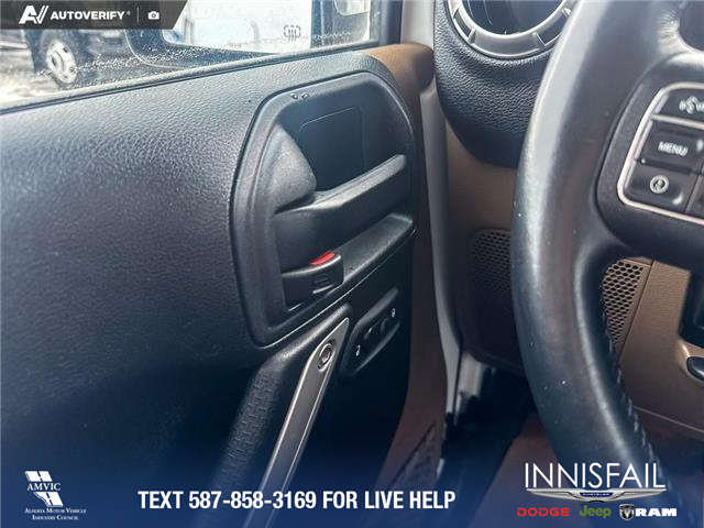 2017 Jeep Wrangler Unlimited Sahara (Stk: P6861) in Olds - Image 15 of 23 2017 Jeep Wrangler Unlimited Sahara (Stk: P6861) in Olds - Image 15 of 23