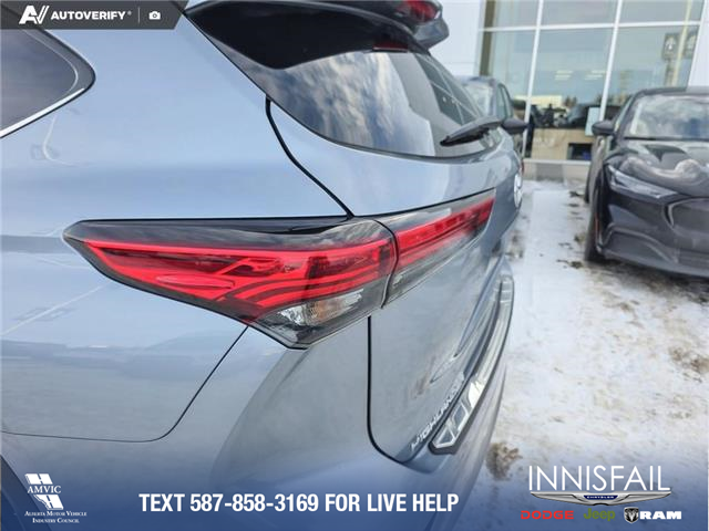 2023 Toyota Highlander Hybrid Limited (Stk: P6835) in Olds - Image 11 of 25