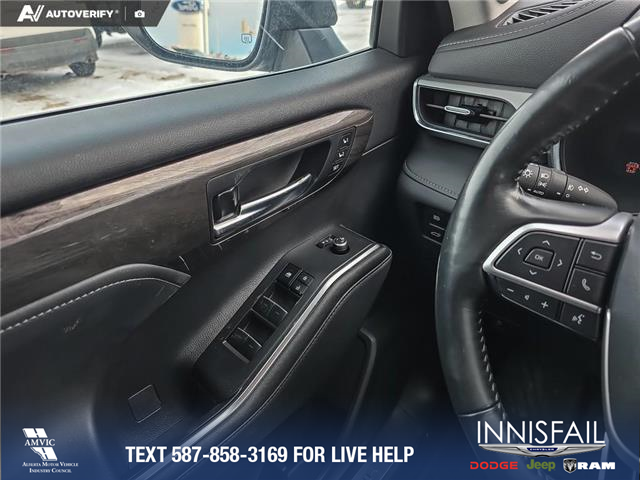 2023 Toyota Highlander Hybrid Limited (Stk: P6835) in Olds - Image 17 of 25