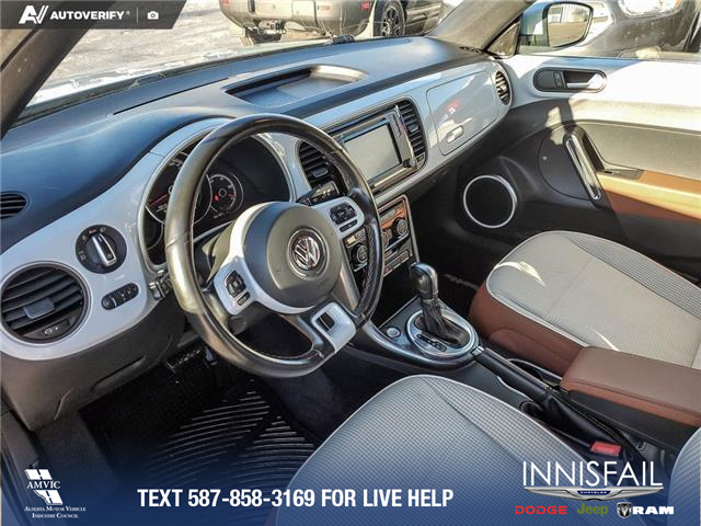 2017 Volkswagen Beetle 1.8 TSI Trendline (Stk: U37922) in Red Deer - Image 11 of 23