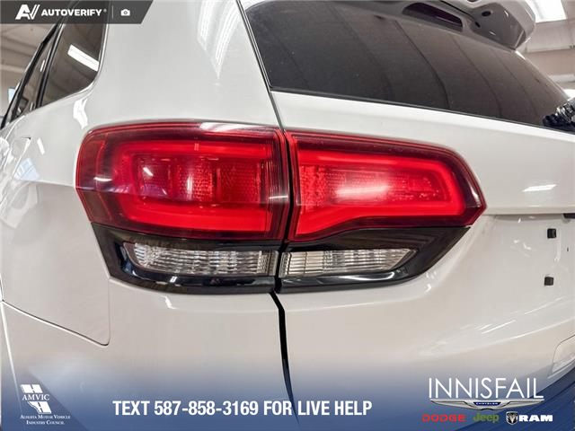 2014 Jeep Grand Cherokee SRT (Stk: P14768) in Airdrie - Image 11 of 25 2014 Jeep Grand Cherokee SRT (Stk: P14768) in Airdrie - Image 11 of 25